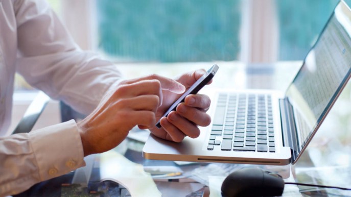 Dipendenza da smartphone: cause e come contrastarla