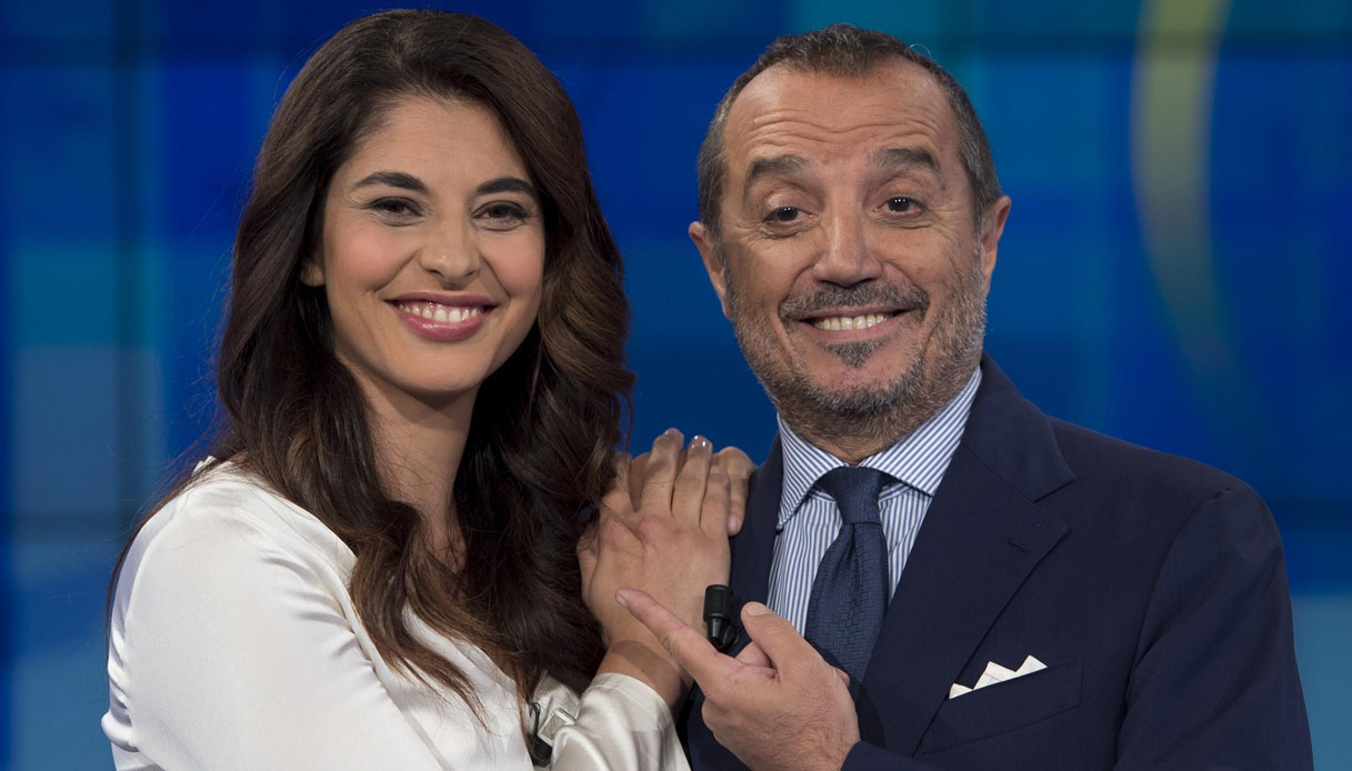 I conduttori di UnoMattina Benedetta Rinaldi e Franco Di Mare