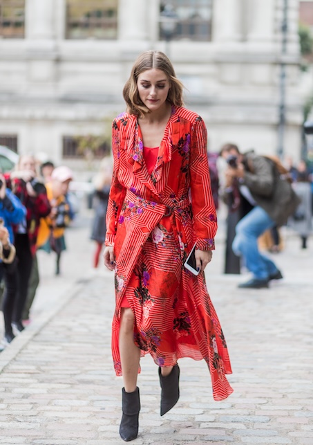 olivia palermo con abito a vestaglia a fiori