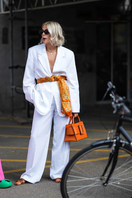 come indossare il foulard