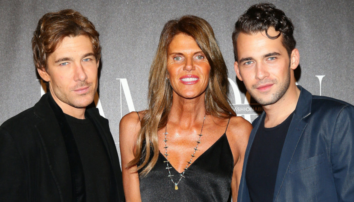 Alessandro Morelli con il fratello Luca e Anna Dello Russo