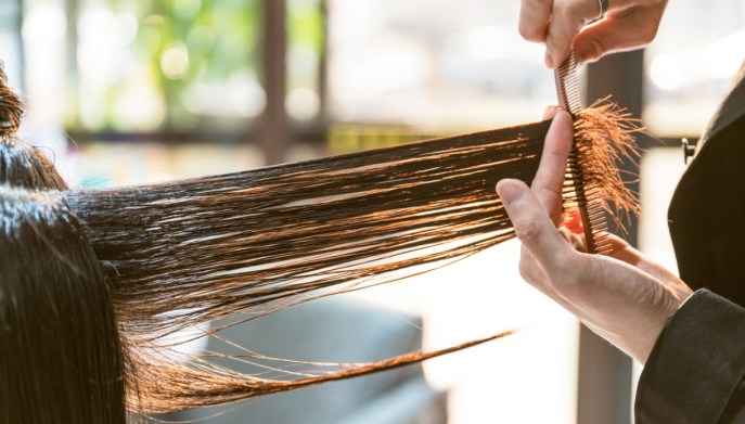 Crescita dei capelli: quando tagliarli in base alla luna