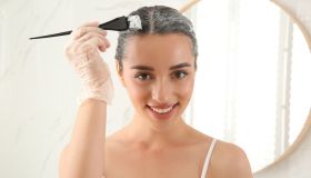 Capelli, come schiarirli con l’acqua ossigenata