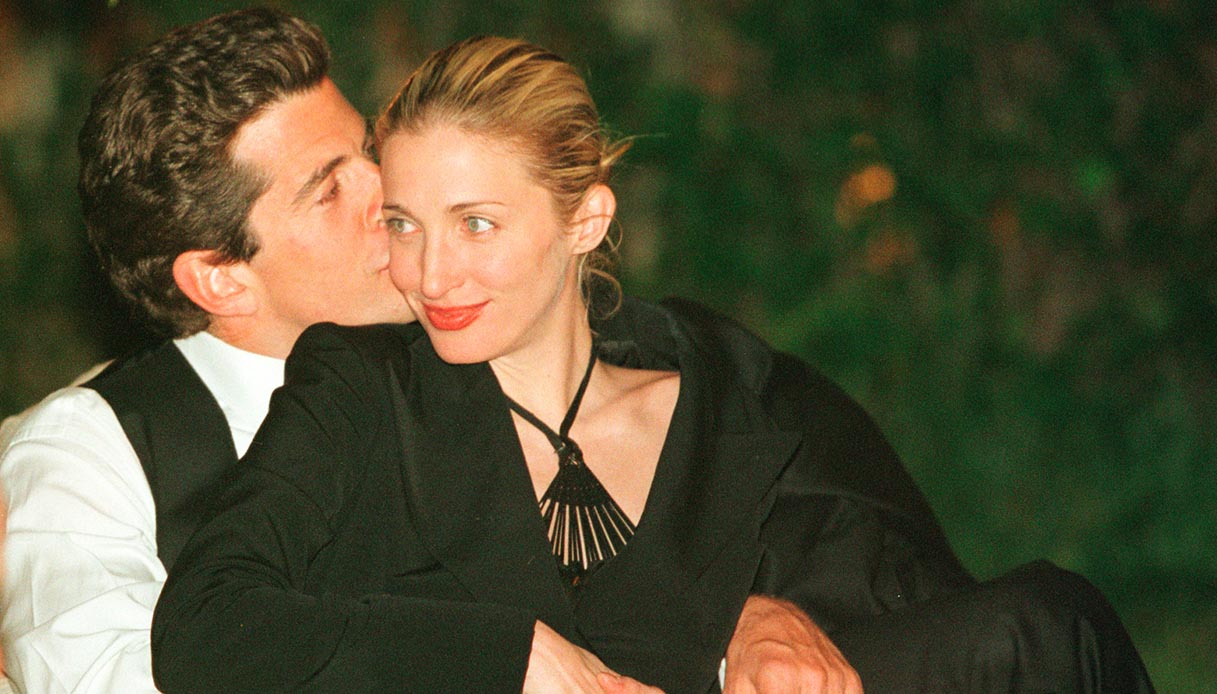 John F. Kennedy jr e Carolyn Bessette