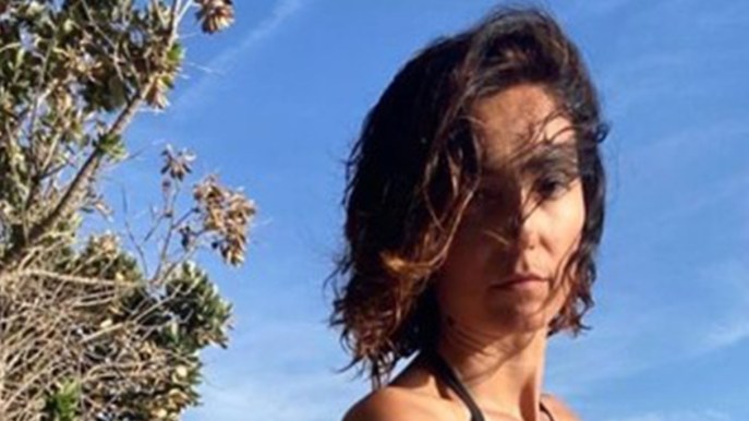 Caterina Balivo in bikini spegne le polemiche e spiega: nessun ritocchino