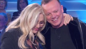 Domenica In, D’Alessio si emoziona con la Venier. Ma dimentica Anna Tatangelo