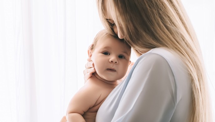 Come diventare donatrici di coccole per neonati