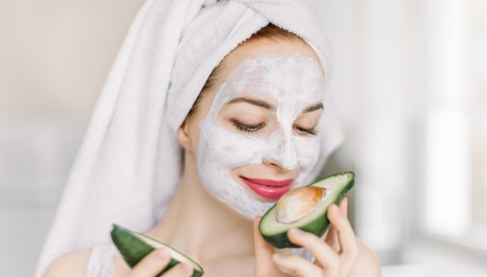 Maschera viso fa da te, un pieno di benessere e di avocado