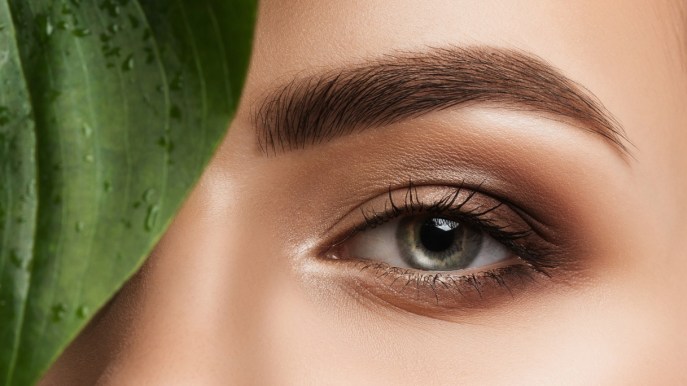 Sopracciglia perfette? Con l’henné, la tinta o i prodotti long lasting è possibile!
