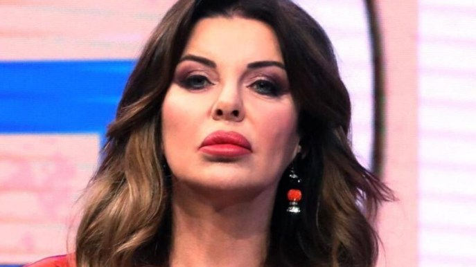 Alba Parietti difende il suo amore per Bosso: “Meglio Tacere”