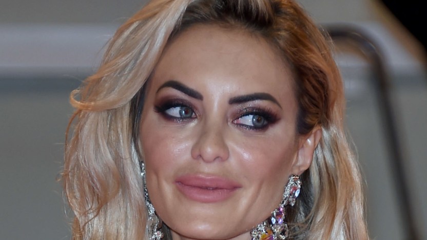 Live, Elena Morali racconta le nozze con Luigi Favoloso, ma fa infuriare la D’Urso