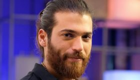 Can Yaman sarà Sandokan: il commento di Kabir Bedi