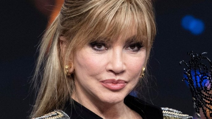 Ballando, Milly Carlucci parla dopo il malore di Marco De Angelis: torna Samuel Peron