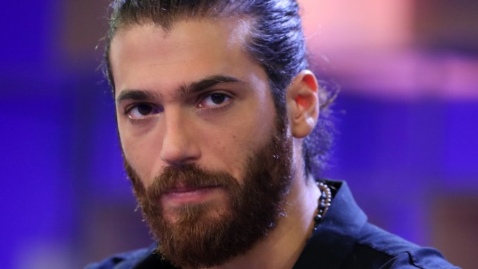 Mistero Can Yaman: “Irreperibile da giorni, ha lasciato casa a Roma”