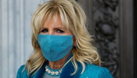 Jill Biden, primo look in Tiffany come Melania Trump: il significato segreto