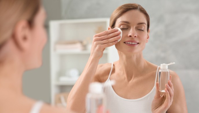 Pelle grassa: via libera al tonico viso