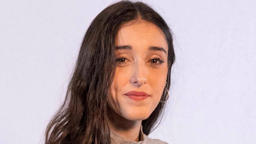 Amici 2021, Giulia vince e festeggia con Sangiovanni: il loro bacio è dolcissimo