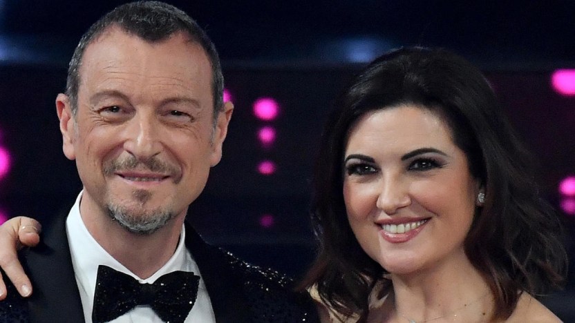 Amadeus, I Soliti Ignoti chiude: il commento della moglie Giovanna