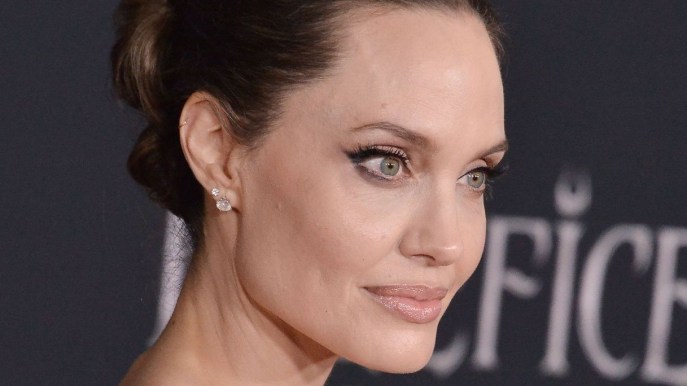 Angelina Jolie, chi è il suo ex Jonny Lee Miller con cui si consola