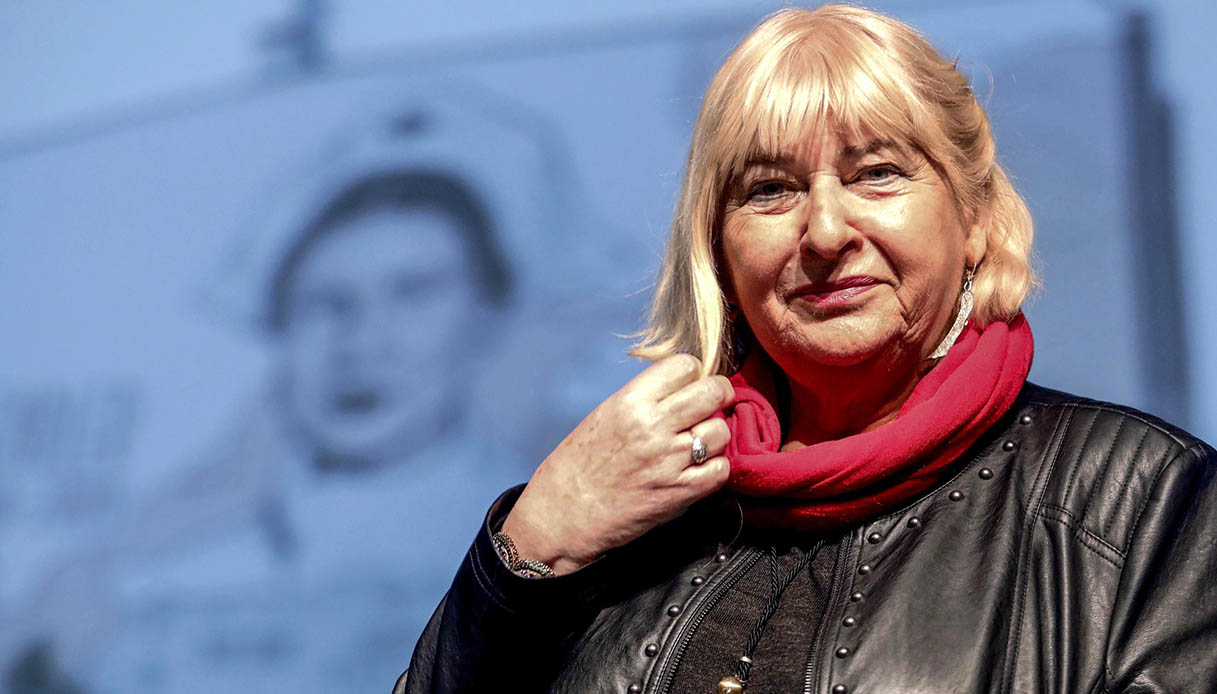 ELZBIETA FICOWKA