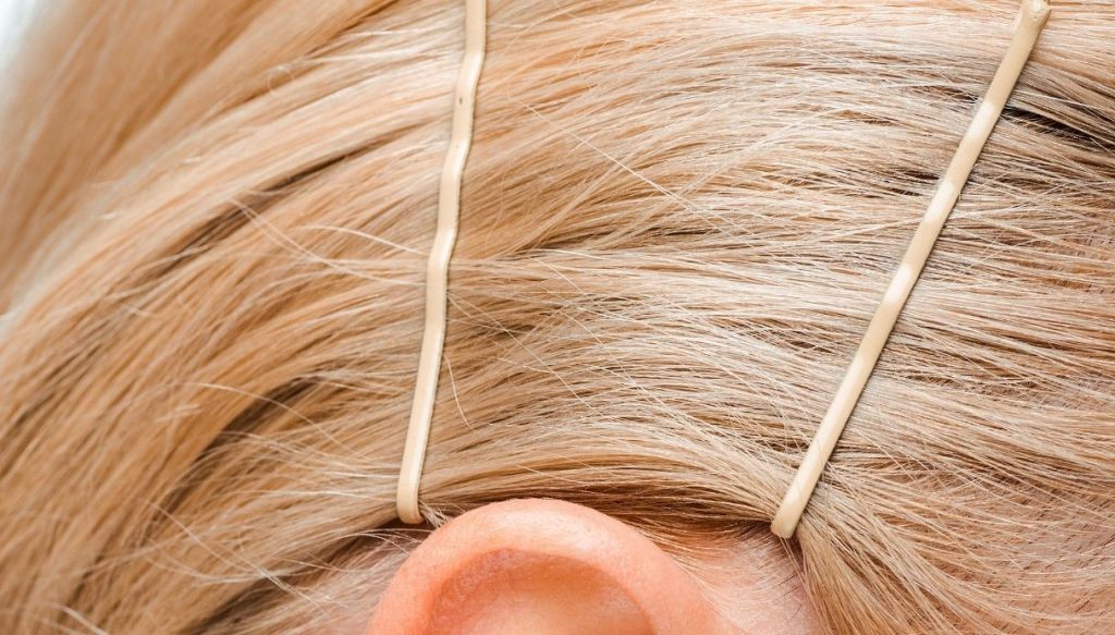 capelli biondi naturali forcine mollette dorate
