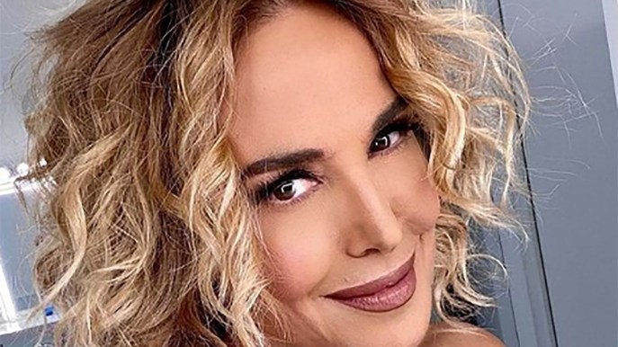 Barbara D’Urso, il “bikini della discordia” (ma rimane la più bella)
