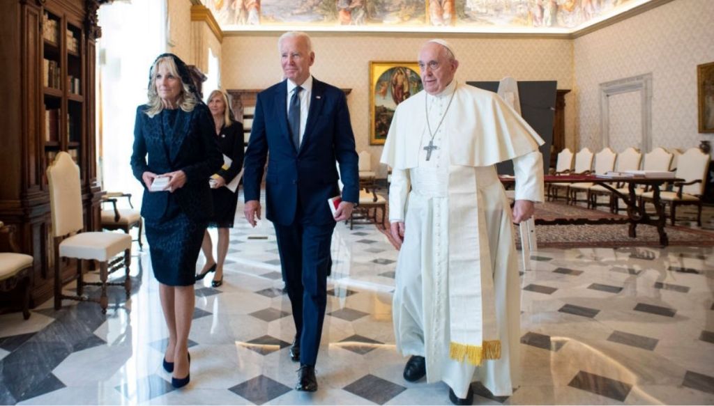 Jill Biden, look dal Papa