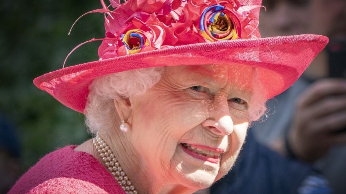 La Regina Elisabetta ricorda il Principe Filippo in un discorso che ferma il tempo