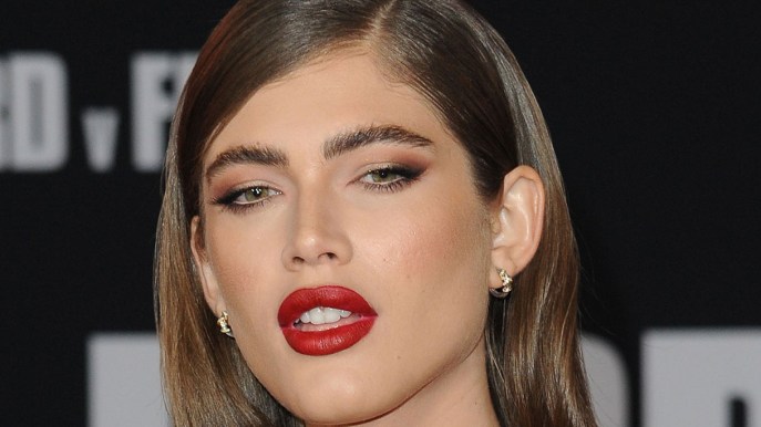 Valentina Sampaio, prima modella trans volto di Armani Beauty