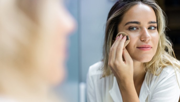Applicare il fondotinta: lo step finale