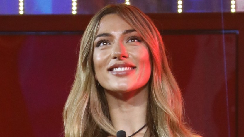 GF Vip, Soleil crolla sulle sue fragilità. Ed è ancora l’ombra di Alex