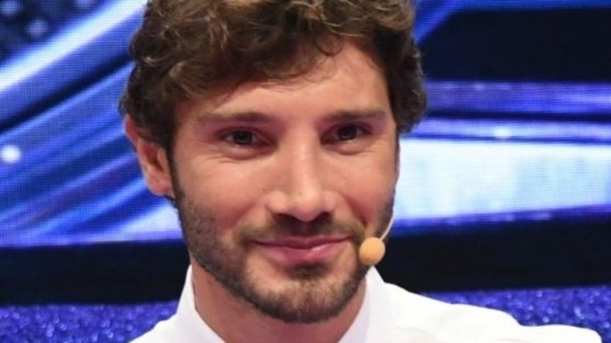 Stefano De Martino lascia la Rai e torna dal suo primo amore