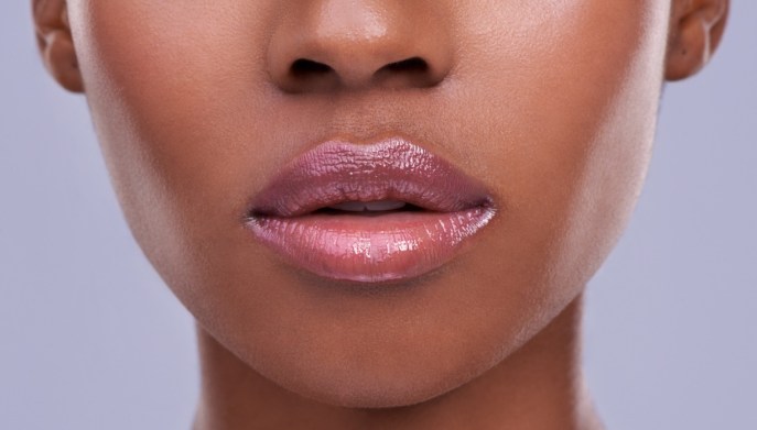 Labbra carnose e piene di volume con il lip plumper
