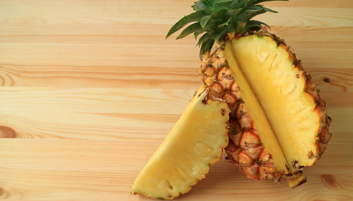 gambi e polpa di ananas