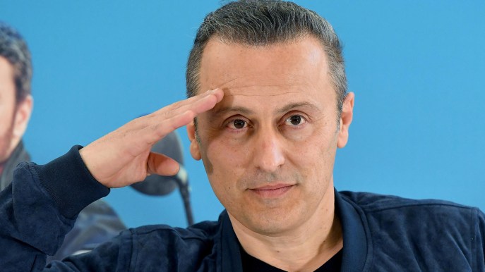 Ghisoni racconta il suo “Don Matteo”: “Bova? Subito di famiglia. Frassica? Amico speciale”