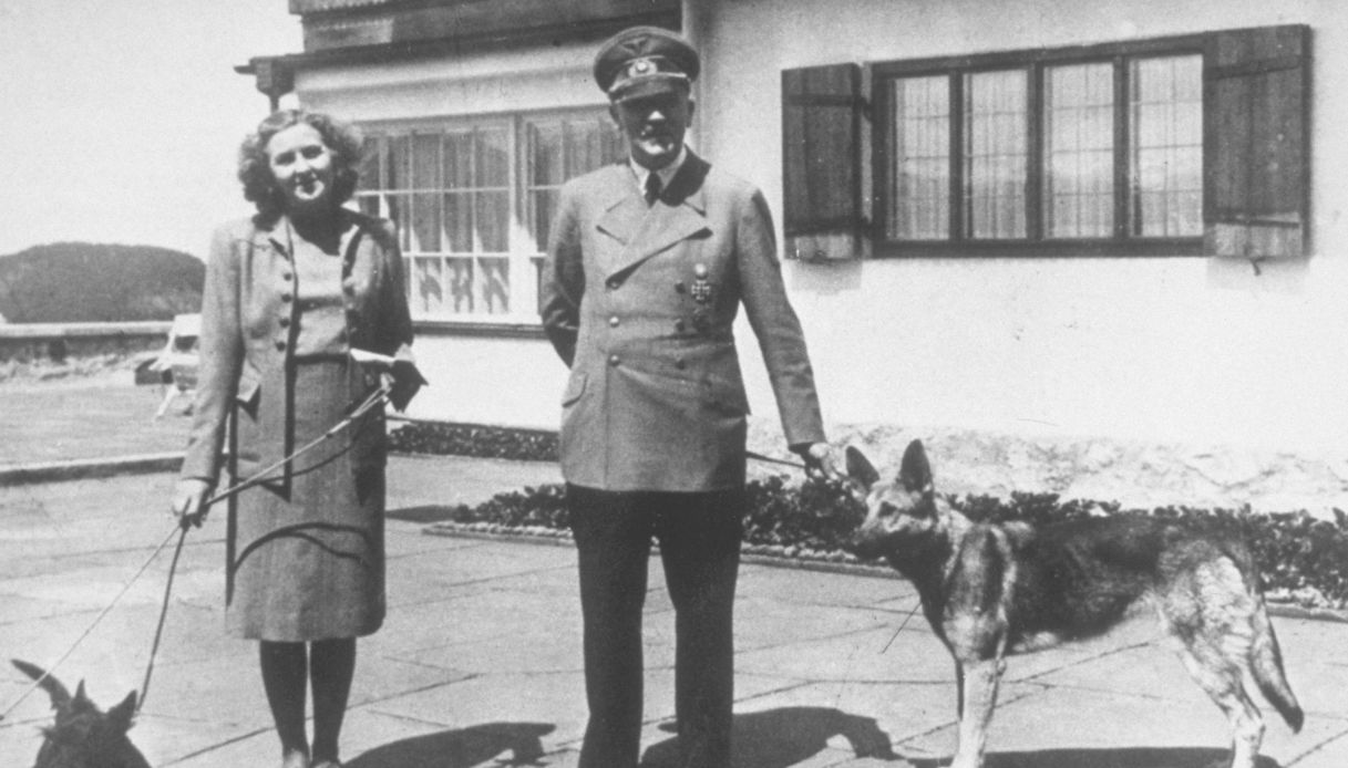 Adolf Hitler ed Eva Braun