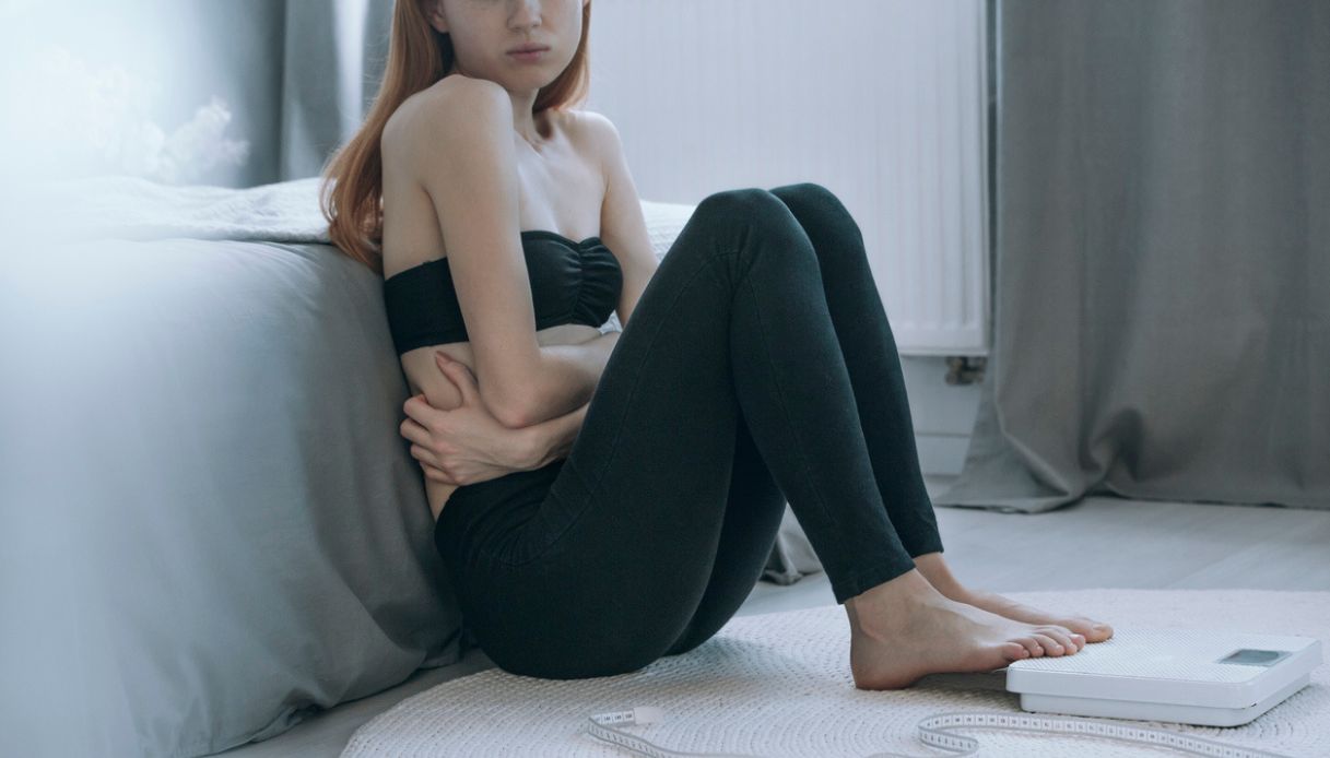 disturbi alimentari adolescenza