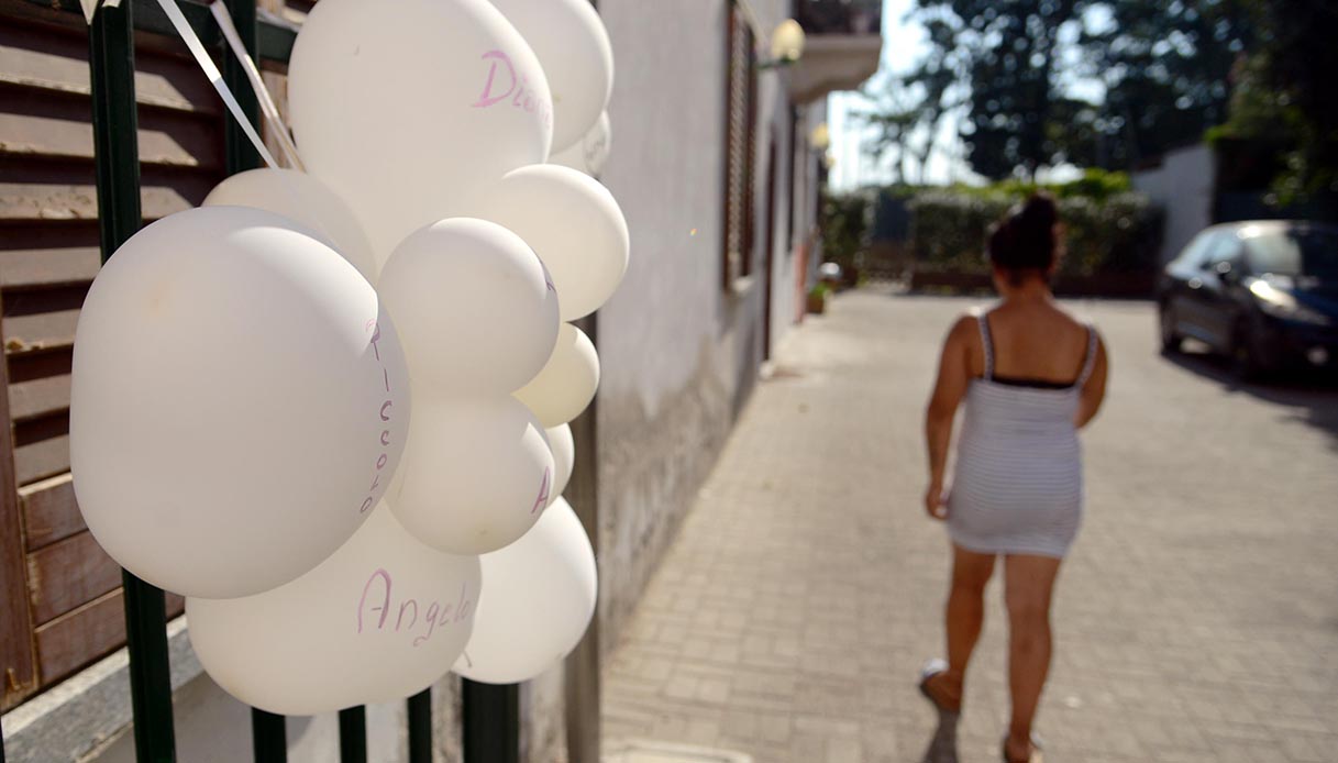 Milano, via Parea: Diana muore in casa dopo essere stata abbandonata dalla mamma per sei giorno