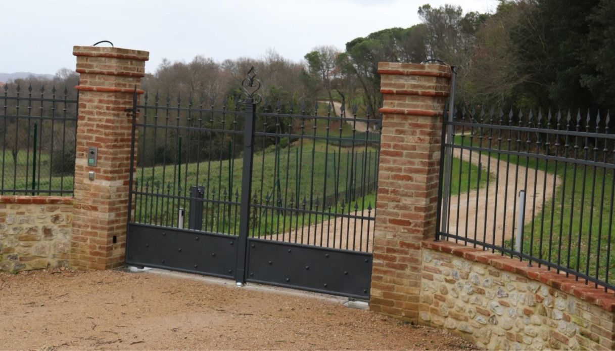 Mario Draghi e Serena Cappello, l'ingresso della casa in Umbria