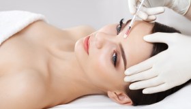 Chirurgia estetica, l’allarme del dr. Santanchè: “Manca la volontà di tutelare i pazienti”