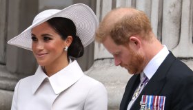 Harry sull’orlo del baratro: Meghan Markle interviene, tutto finito