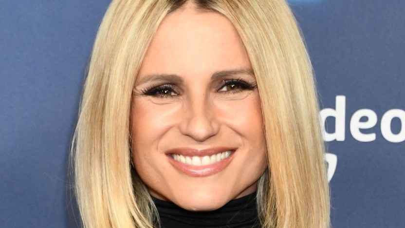 Michelle Hunziker, dopo la fine con Angiolini vola a Parigi in meravigliosa compagnia