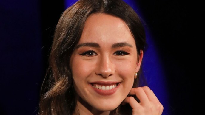Aurora Ramazzotti incinta, mostra per la prima volta il pancino