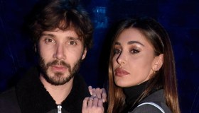 Belen e Stefano De Martino volano in Argentina: “Un altro figlio? C’è tempo”