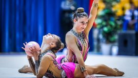L’incubo delle ginnaste della ritmica: dov’erano mamme e papà?