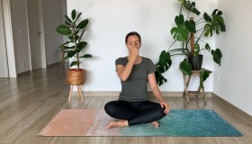 Respirazione yoga: cos’è, benefici e come si pratica