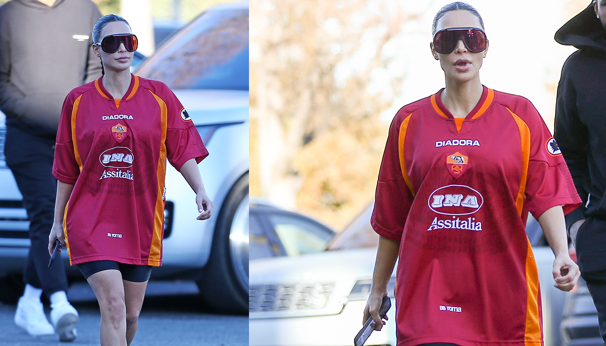 Kim Kardashian con la maglietta vintage della Roma
