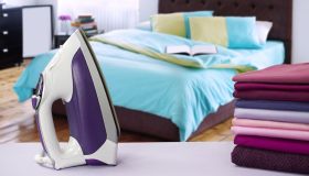 Come stirare le lenzuola con angoli: i trucchi per non fare fatica