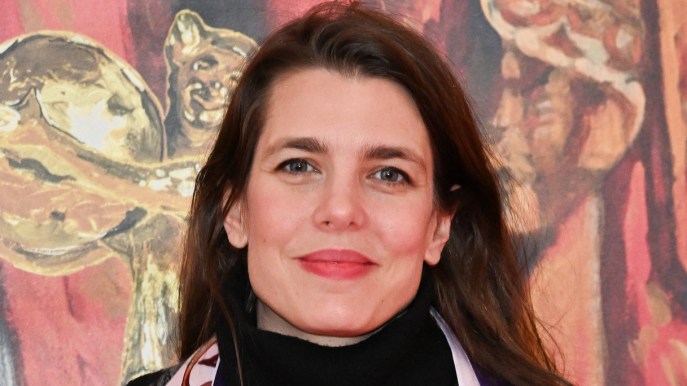 Charlotte Casiraghi incinta per la terza volta, il primo look premaman