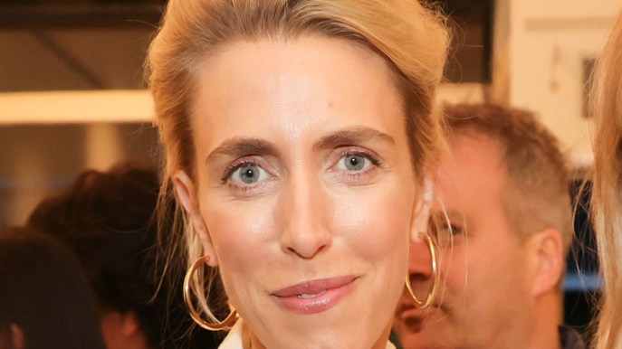 Chi è Clarissa Ward, la giornalista incinta inviata in Ucraina durante la guerra